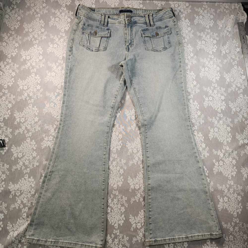 Aeropostale Low Rise Flare Jeans Size 16 Light Wash Denim Cargo Pocket Y2K